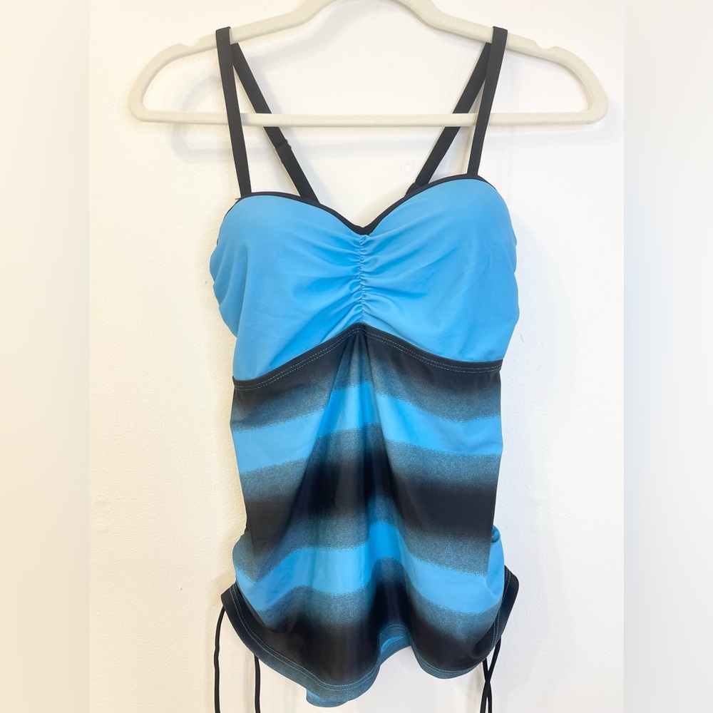 Beachsissi Tankini Blue and Black Size Large PTP 15”-17” from back